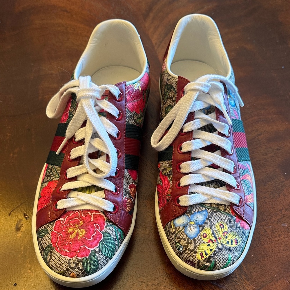 Gucci Floral Multicolor Lace-Up Sneakers with Red Trim